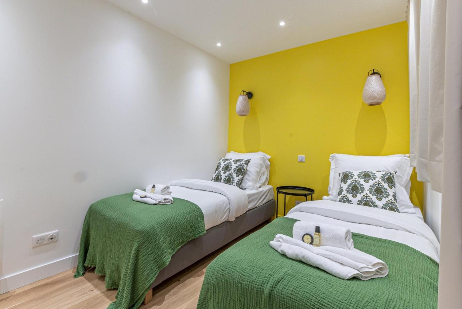 Appartamento Guestready - Airy Apt For 4 In Issy-Les-Moulineaux Esterno foto